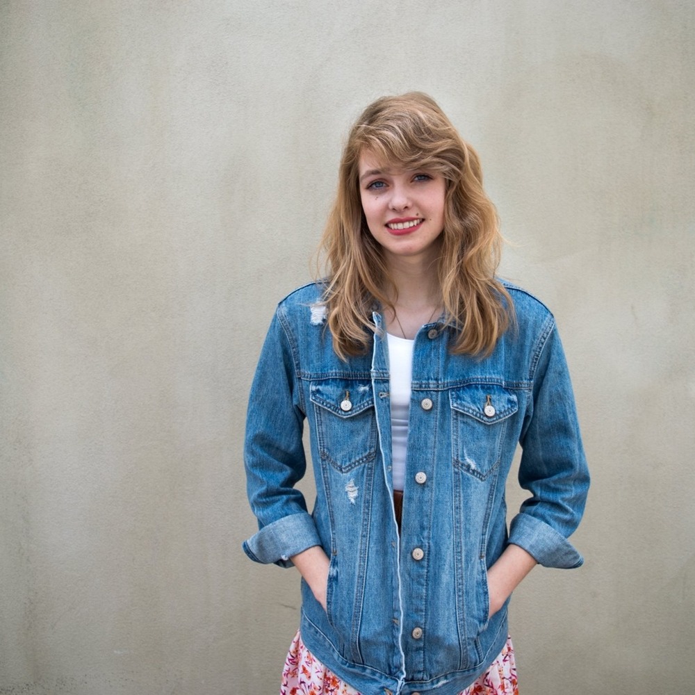 Meet your Posher, Avery